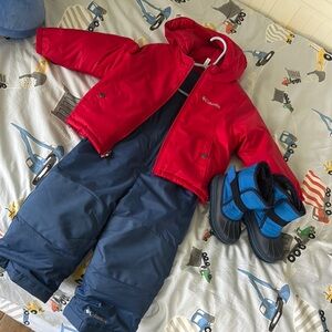 Columbia boys 2T snow overalls & jacket 7C snow boots